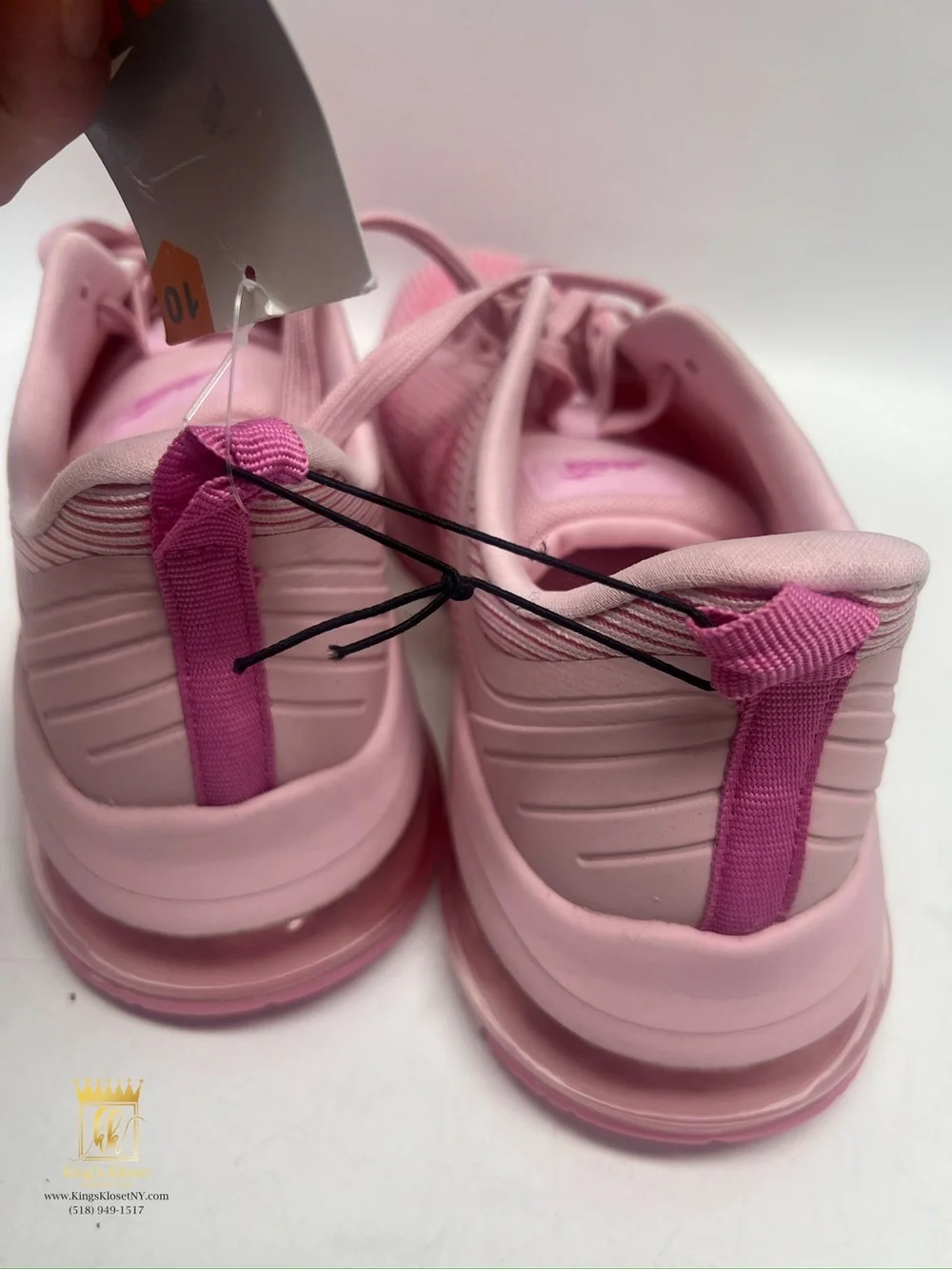 Avia women’s sneakers